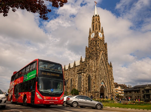 Bustour – Explore Gramado e Canela no Seu Ritmo
